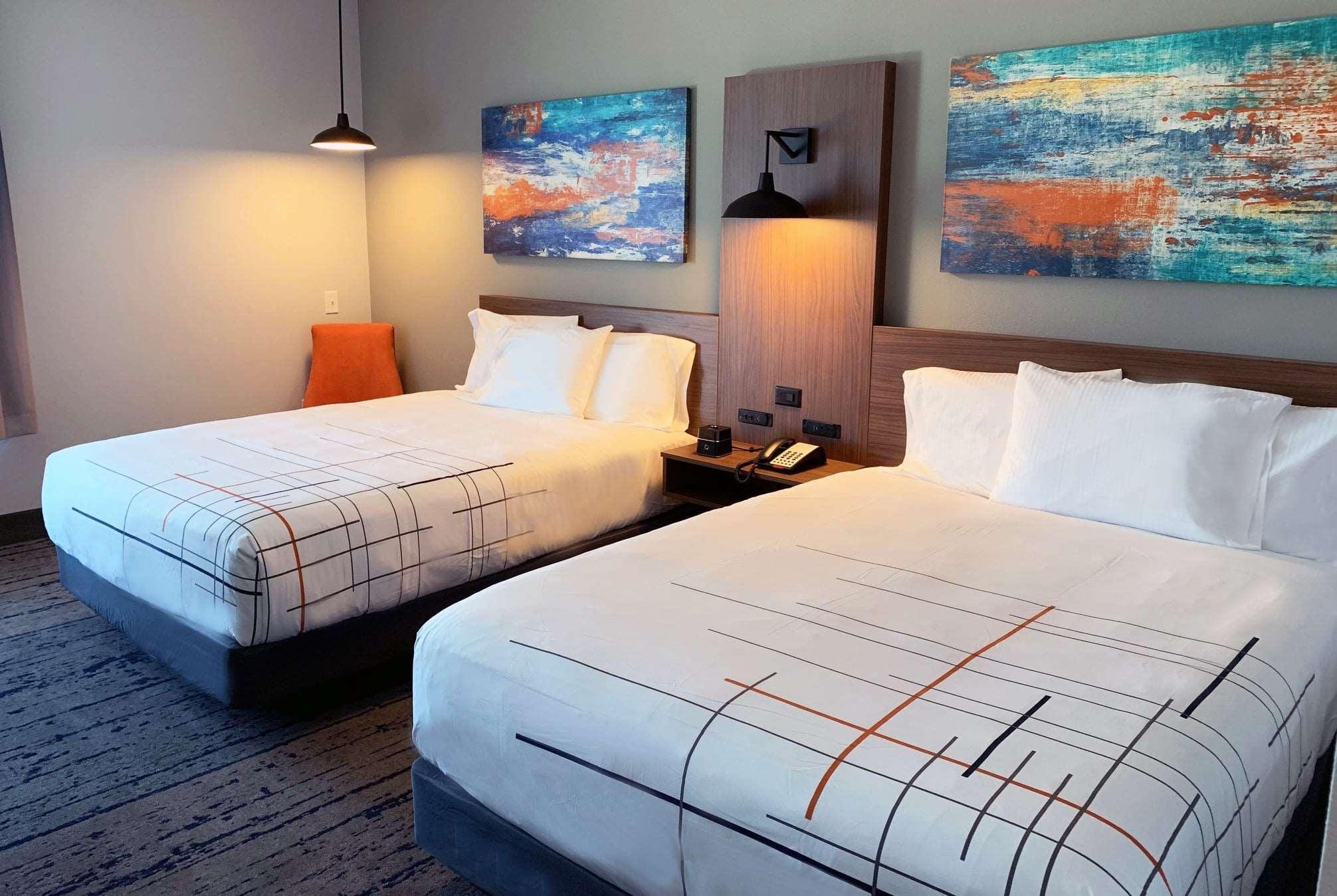 La Quinta Inn & Suites By Wyndham Dallas - Frisco Stadium 외부 사진
