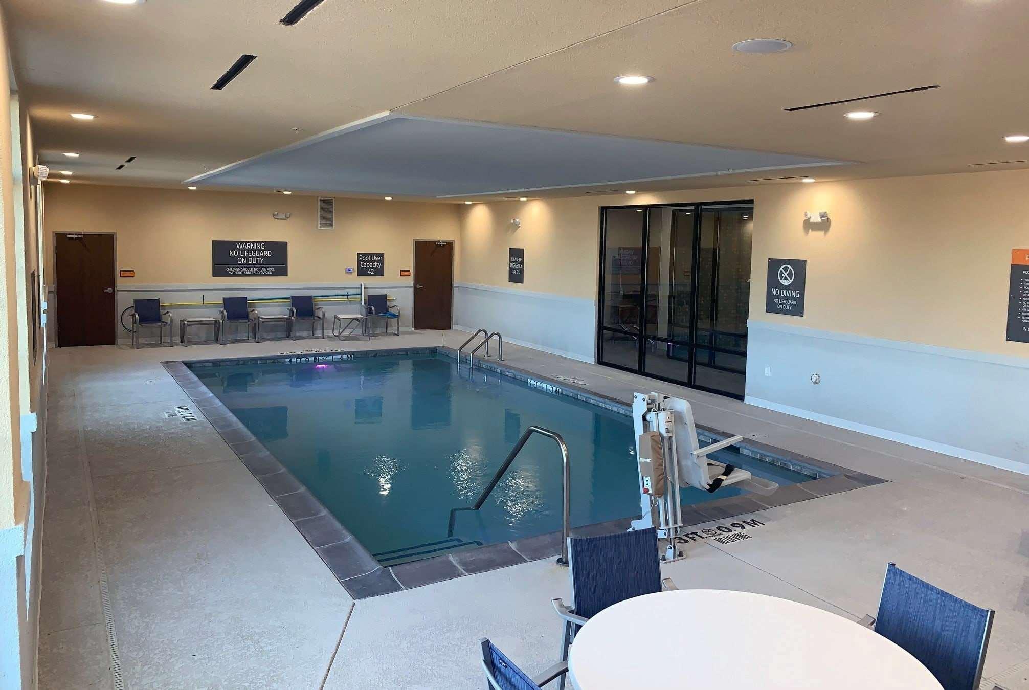 La Quinta Inn & Suites By Wyndham Dallas - Frisco Stadium 외부 사진